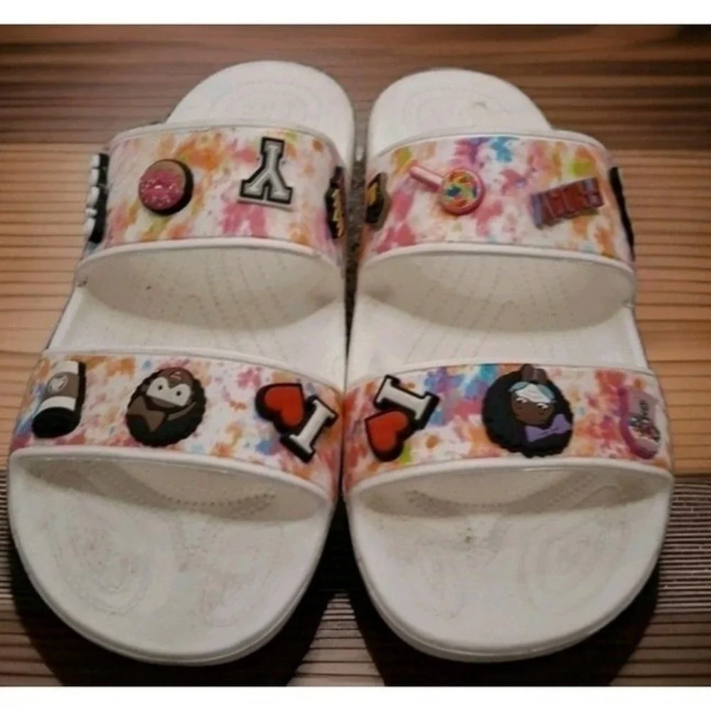 These Crocs Classic white Slide On Sandals in men's size 13 are a stylish‎ and